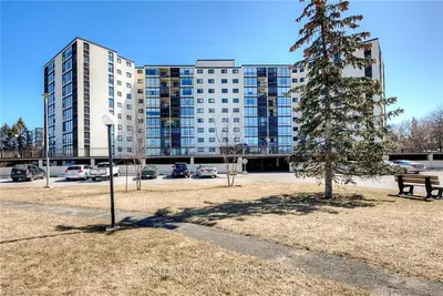 19 Woodlawn Road E 413, Guelph, On N1h 7b1