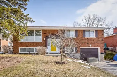 10 Grandview Avenue, Centre Wellington, On N1m 2t8