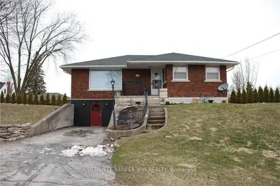 585 Princess Anne Street, Wellington North, On N0g 2l3