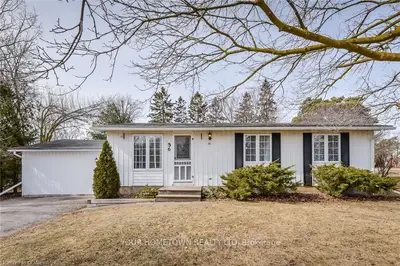 36 Nichol Street W, Centre Wellington, On N0b 1s0