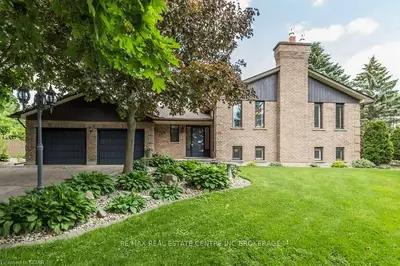 180 Barker Street, Centre Wellington, On N1m 2a2