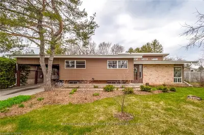 22 Hyland Road, Guelph, On N1e 1t1