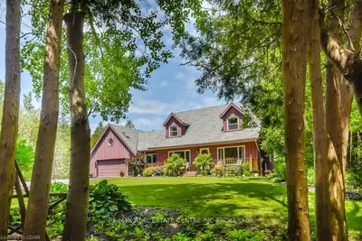 7388 Wellington 34 Road, Puslinch, On N1h 6h9