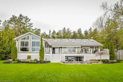 216 Second Street, Centre Wellington, On N0b 1j0