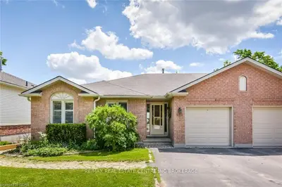 468 St Patrick Street E, Centre Wellington, On N1m 1m9