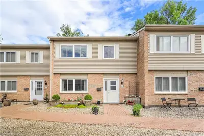 295 Water Street 65, Guelph, On N1g 2x5