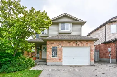 205 Country Club Drive, Guelph, On N1e 3k8