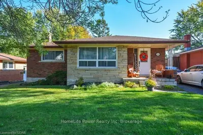 102 Dumbarton Street, Guelph, On N1e 3t7