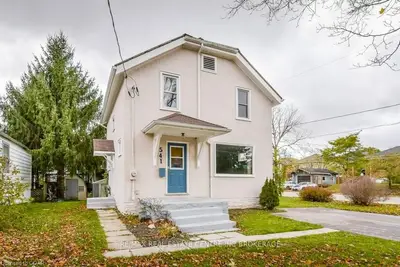 541 James Street, Centre Wellington, On N1m 2h9