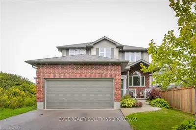 475 Black Street, Centre Wellington, On N1m 3m7