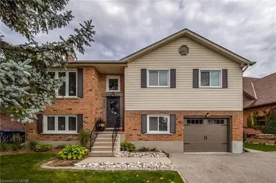 338 Ironwood Road, Guelph, On N1g 3n8