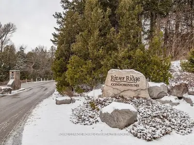 120 Woodlawn Road E 3, Guelph, On N1e 1b7
