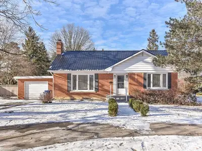 7 Lynwood Drive, Guelph, On N1g 1p8