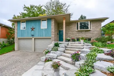 38 Bishop Court, Guelph, On N1g 2r9