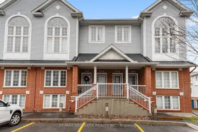Condo Apartment in Bells Corners and South to Fallowfield