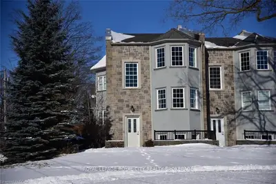 12 Glasgow Street S 6, Guelph, On N1h 4t5