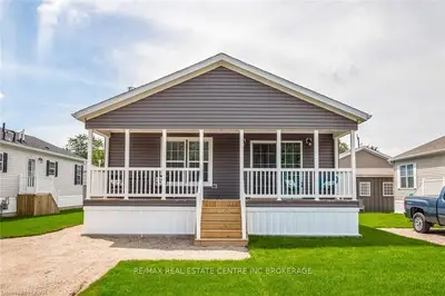 13 Basswood Road, Puslinch, On N0b 2j0