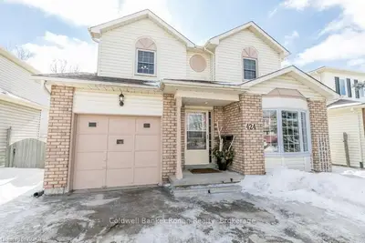 424 Black Street, Centre Wellington, On N1m 3m3