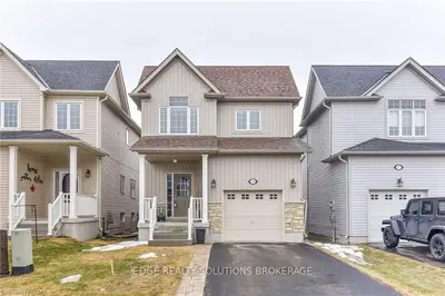 19 Goodall Court, Centre Wellington, On N1m 0c8