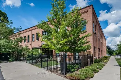 60 Cardigan Street 204, Guelph, On N1h 3z6