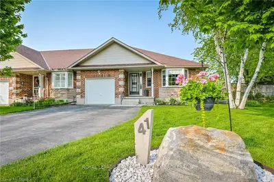41 Clarke Street, Centre Wellington, On N0b 1s0