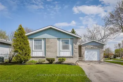 268 Stornoway Drive, Centre Wellington, On N1m 3k5