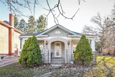 355 Tower Street S, Centre Wellington, On N1m 2p5