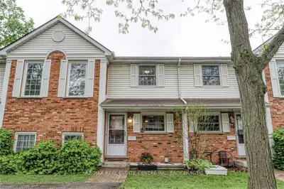 129 Victoria Road 45, Guelph, On N1e 6t8