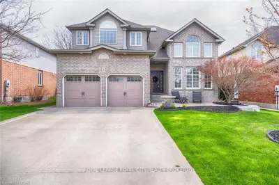 3 Elderberry Court, Guelph, On N1l 1k4