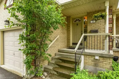 302 College Avenue W 58, Guelph, On N1g 4t6