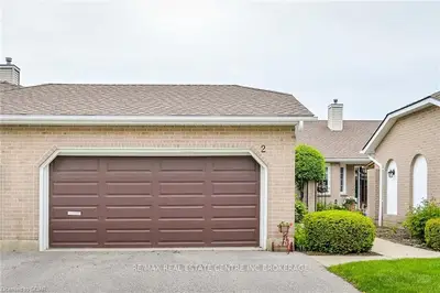 96 Woodlawn Road 2, Guelph, On N1e 1b7