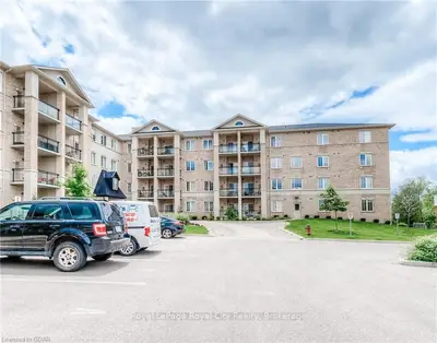 1077 Gordon Street 216, Guelph, On N1y 1y7