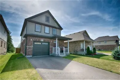 75 Country Club Estates Drive, Woolwich, On N3b 1n3