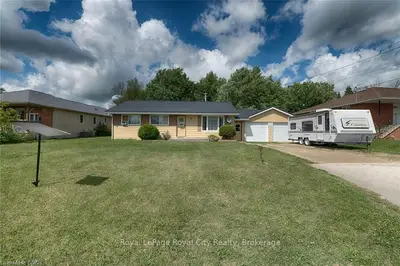 15 Duke Street, Wellington North, On N0g 1a0