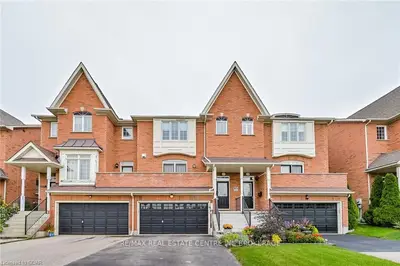 487 St Andrew Street E, Centre Wellington, On N1m 3v6