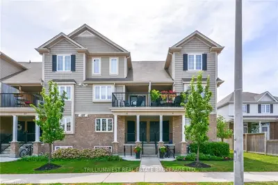 15 Carere Crescent 11a, Guelph, On N1e 0k4
