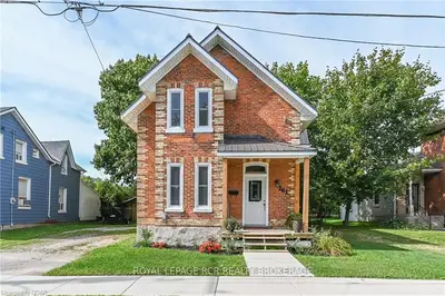261 Frederick Street E, Wellington North, On N0g 1a0