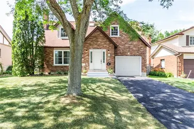 24 Woodborough Road, Guelph, On N1g 3k5