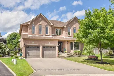 44 Bird Court, Cambridge, On N1t 1v6
