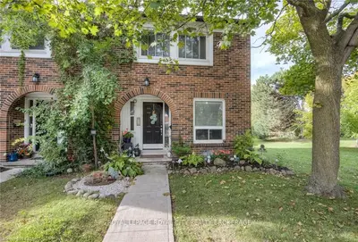 121 Bagot Street 22, Guelph, On N1h 5t8