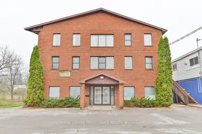 108 Russell Street N, Centre Hastings, On K0k 2k0