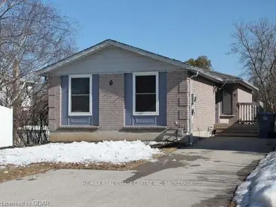 6 WILDWOOD PL, Guelph, ON N1H 7X9