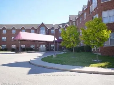 208 SILVERCREEK PKWY N 306, Guelph, ON N1H 8H2
