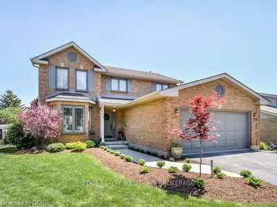 11 JOANN CRS, Centre Wellington, ON N0B 1S0