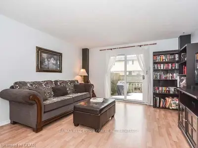 40 SILVERCREEK PKWY N 35, Guelph, ON N1H 7X5