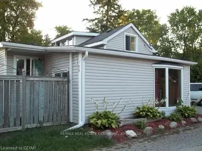 189 FEARNWOOD ST, Cambridge, ON N3C 1B5