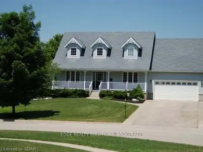 4 Sunnybrae Crs, Centre Wellington, On, N1m 3l9