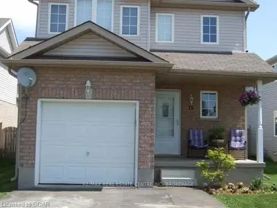 15 Milligan St, Centre Wellington, On, N1m 3s3