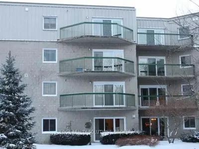 #401 200 River St, Centre Wellington, On, N1m 3h8