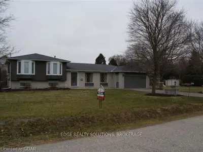 795 Bon Accord St, Centre Wellington, On, N1m 3a2